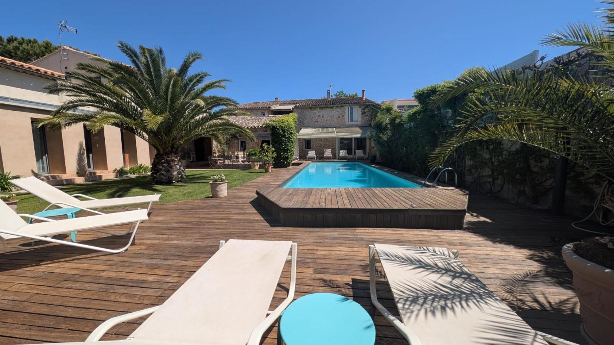 Le Relais D'Angelique Bed and Breakfast Lunel  Buitenkant foto